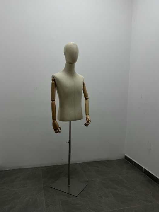 Продам манекены детский и мужской