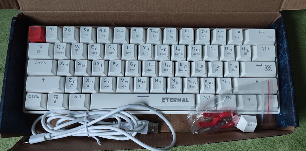 Продам новую клавиатуру