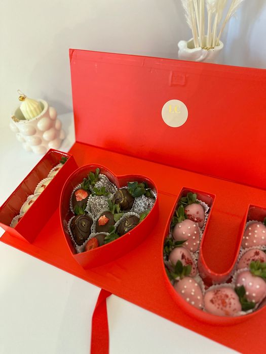 Клубника в шоколаде бокс I love U