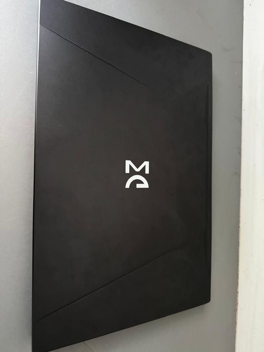 Vând laptop gaming