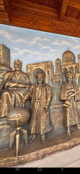 Haykal bareleyf monument rassom xizmati