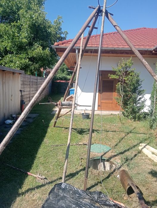 Foraje puțuri denisipări și piloni de susținere