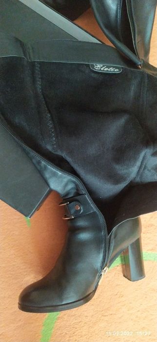 Продам сапоги женские