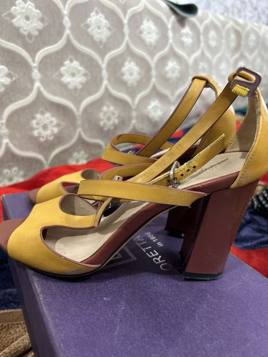 Босоножки коричневый