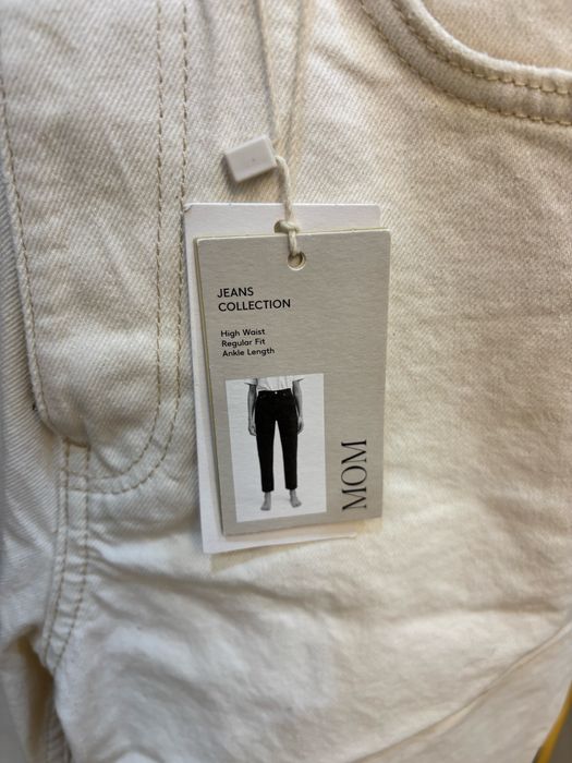 Стильные джинсы Mango в новом состоянии