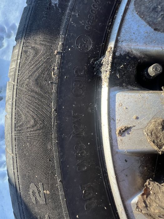 Cauciucuri Continental 215/55/16 cu jante tabla vw