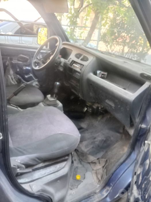 Dong Fen Minivan 2007yil