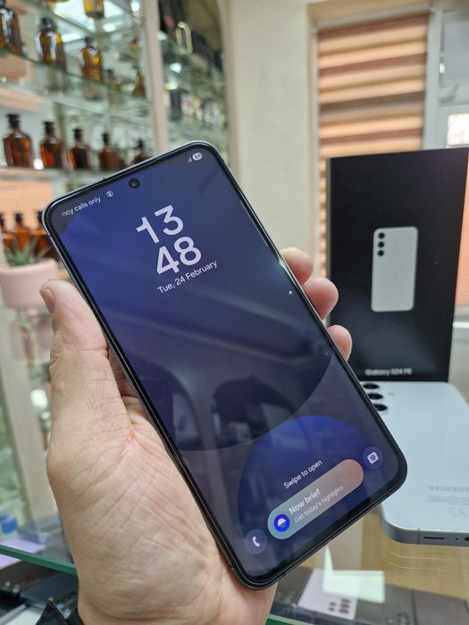 Samsung S24Fe 128/256GB