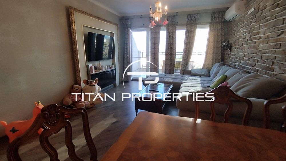 Продава се Тристаен апартамент в Бургас, Зорница - 98 кв.м за 3016 €/кв.м - Снимка #2