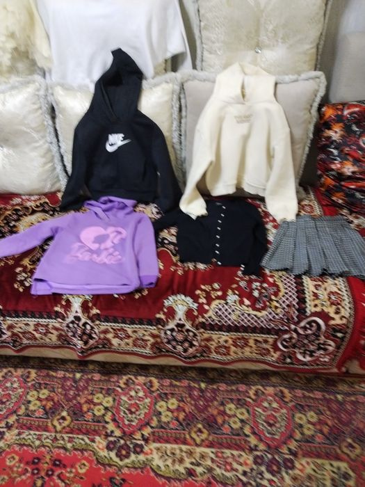 Куртка на девочку,трико, лосины, джемпера, платье...