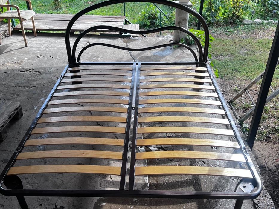 Продам двухспальную кровать в идеале