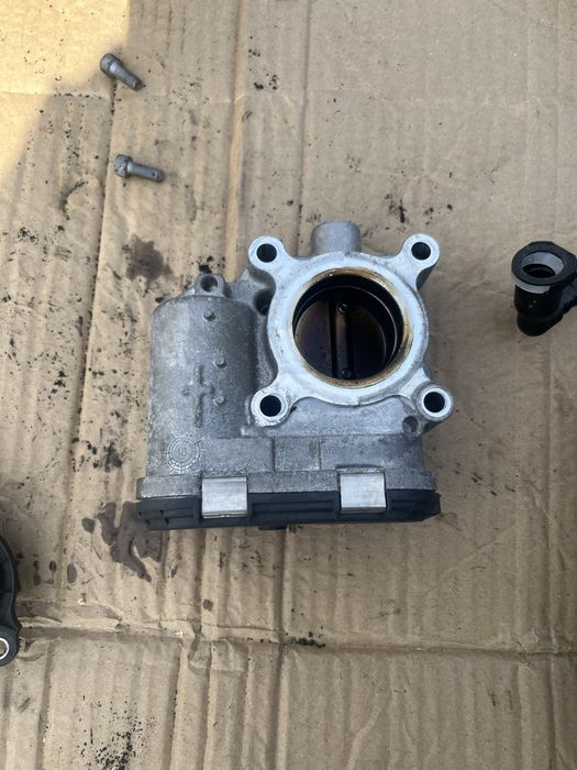 Clapeta acceleratie electromotor alternator Dacia Duster 2 1.3 H5H-B4 Tce 2018-2024