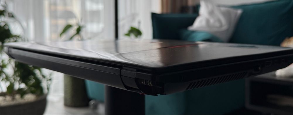 Laptop Asus ROG GL553VE i7-7700HQ 1050Ti 4G 16GB RAM 1TB schimb cu PS