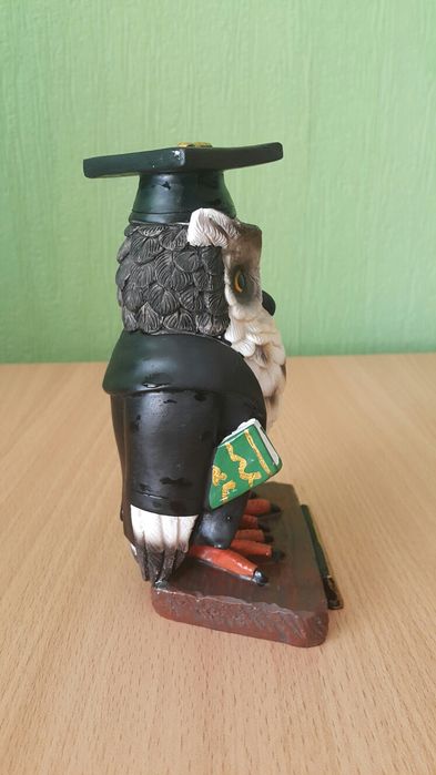 Статуэтка "Сова выпускник - Доктор наук"