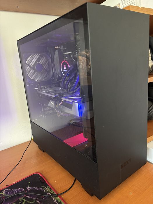 PC Gaming Ryzen 7 3800X + RX 5700 XT 8GB + 16GB RAM + SSD 512GB + AOC 240Hz