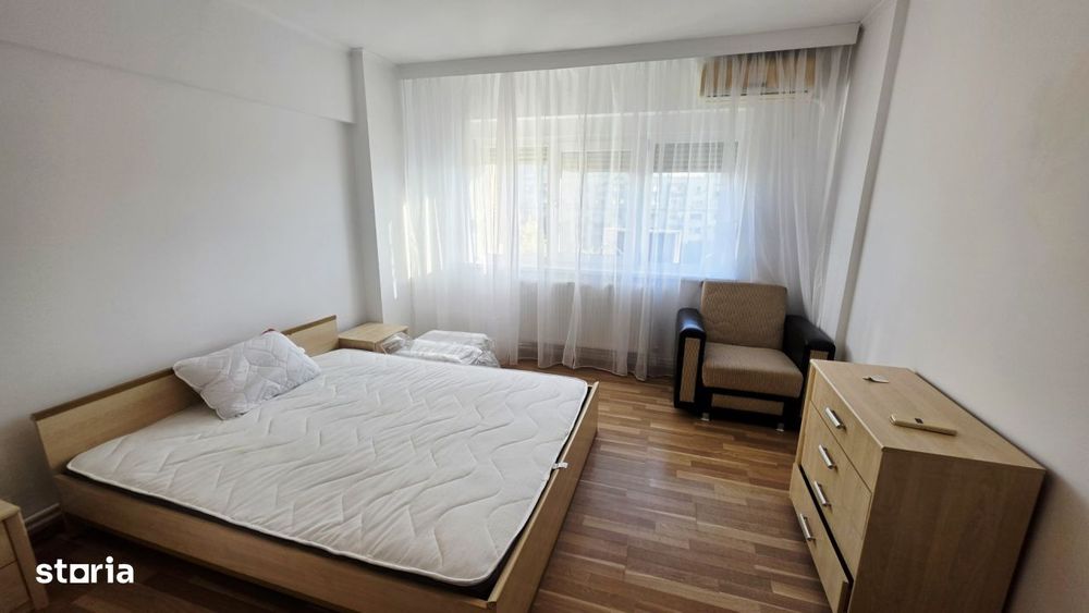 Inchiriere 3 camere cu centrala proprie Bulevardul Unirii - Fantani