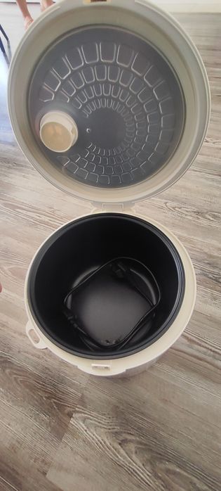 Продам рисоварку за 2500тг