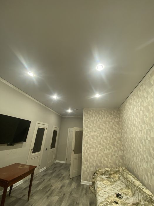 натяжной потолок