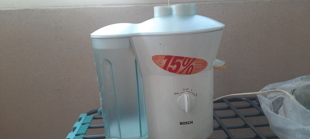 Соковыжималка фирмы BOSCH