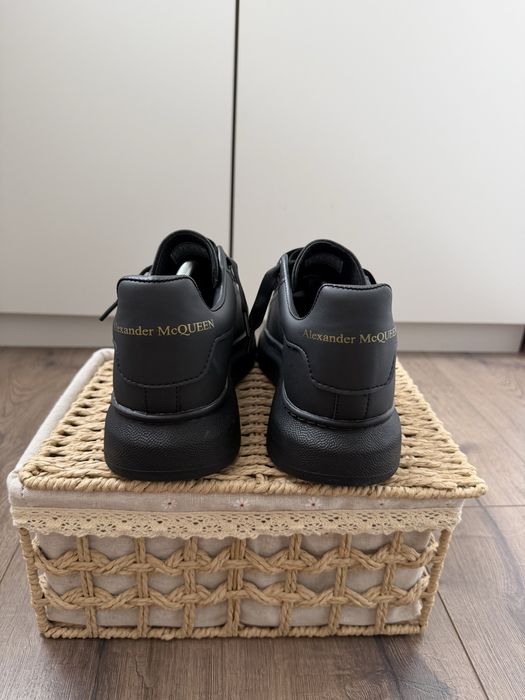 Adidasi Alexander MCQUEEN Nou COLECTIE NOUA 2026 Adidasi Baieti | Fete | Model UNISEX | Alexander Mcqueen NEGRU | Model Negru | Calitate Premium