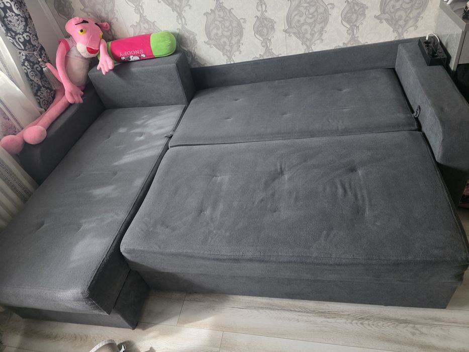 Canapea extensibila in forma de L