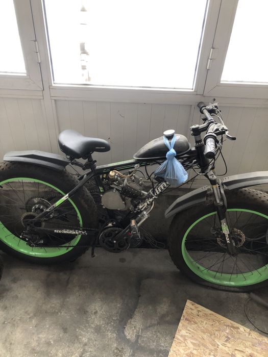 Вело матор зеленый