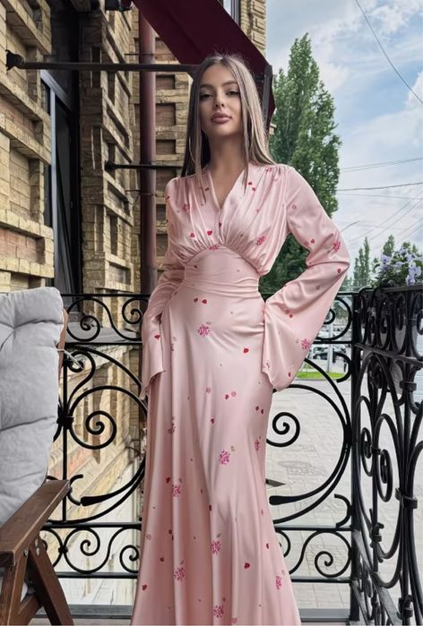 Платье на завязках