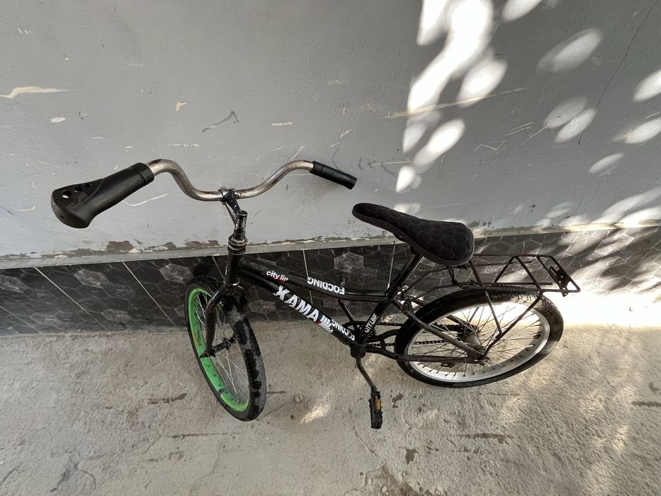 Velosiped sotiladi 7-13 yoshgacham zor togri keladi