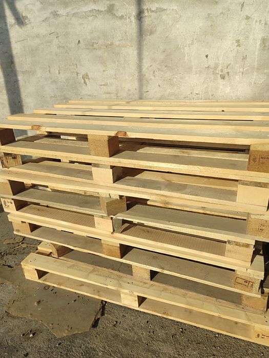 Продам поддоны самовывоз