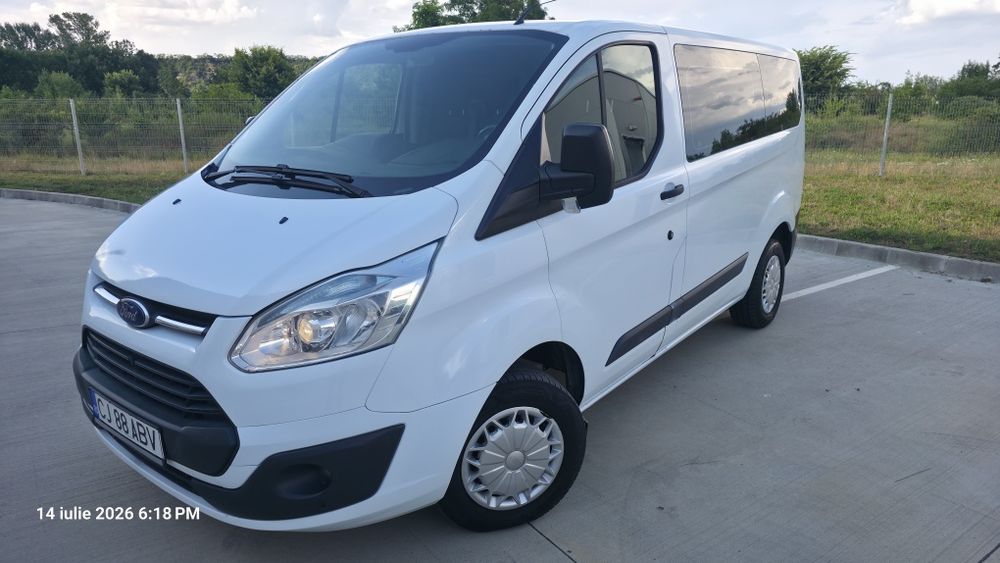 Ford Transit Custom 8+1 locuri