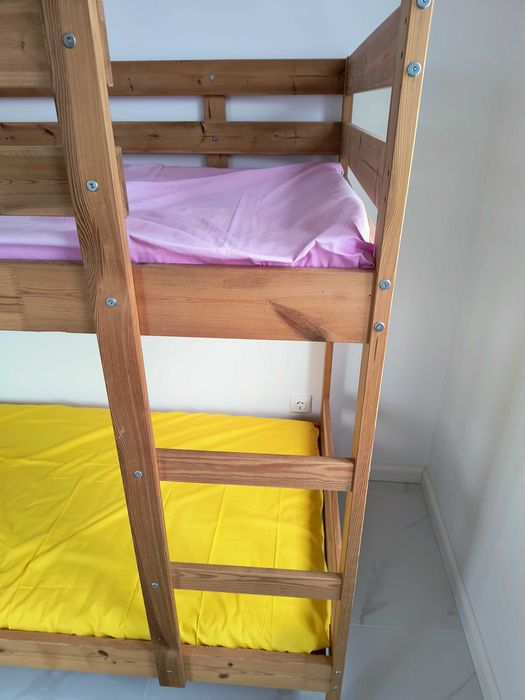 Pat suprapus lemn masiv