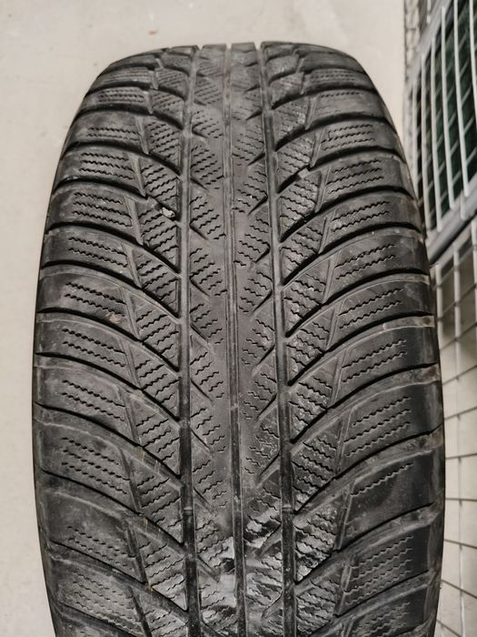4 buc Cauciucuri 205/55/R17 de iarnă