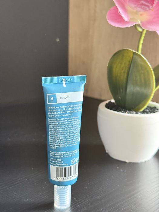 Set anti-aging ce repară și protejează pielea