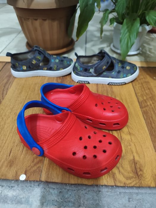 Кроссовки для мальчиков 27-29 размер