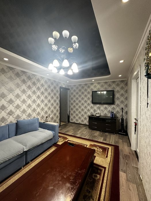 Продается 4 комнатная квартира