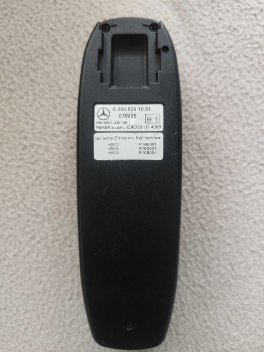 Заряднo + hands free за Sonny Ericsson K800i на Mercedes-Benz