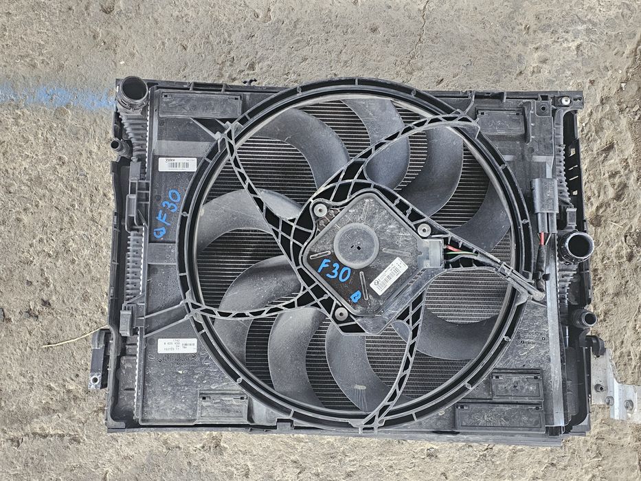 Перка с радиатори радиатор охладителна бмв bmw f30 f31 f32 ф30 ф31 ф32