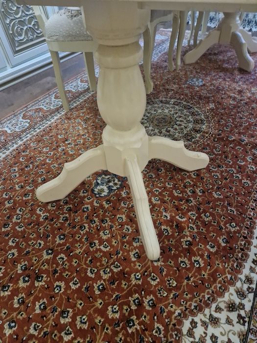 Стол продам новый