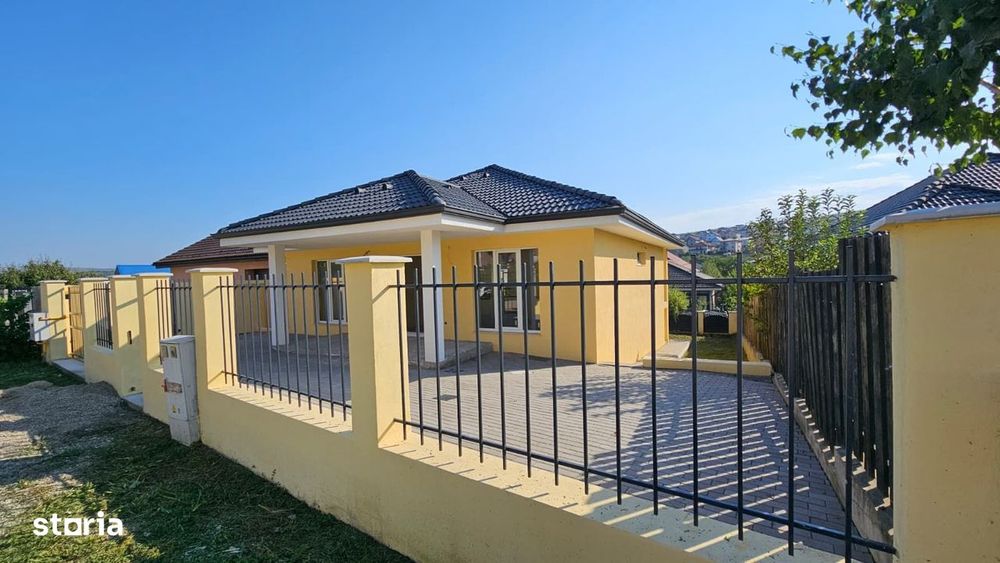 Casă individuală, 5 cam,  400 teren la intrarea in Campenesti-Apahida