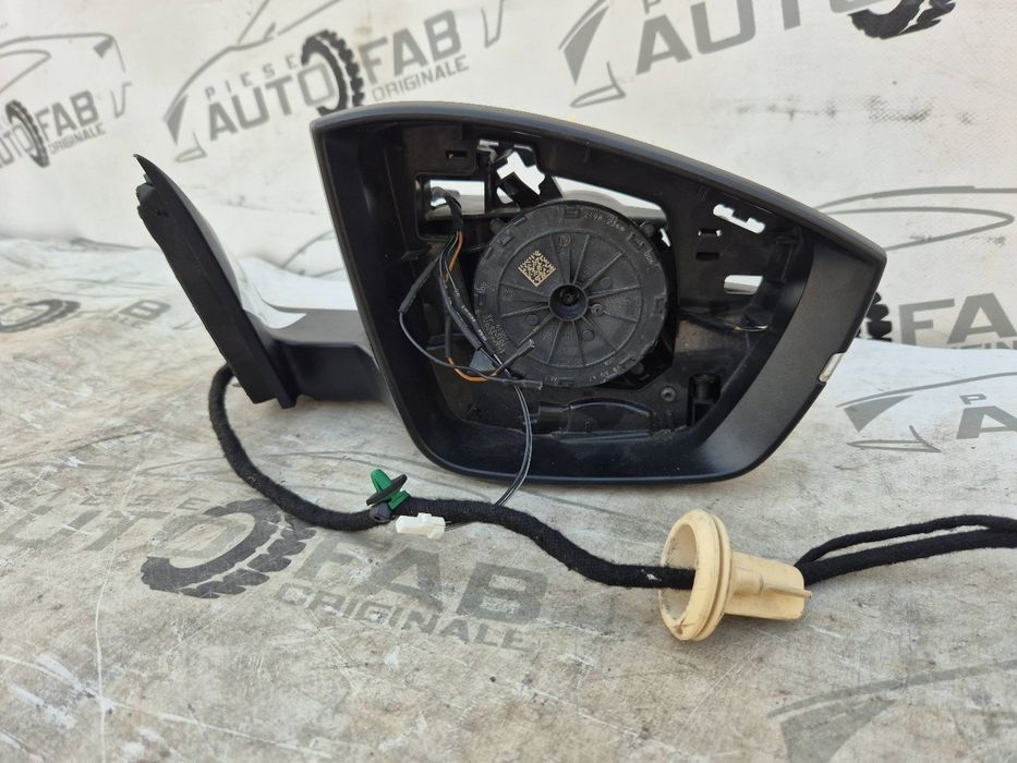 Oglinda dreapta Skoda Karoq an 2017-2018-2019-2020-2021-2022-2023-2024