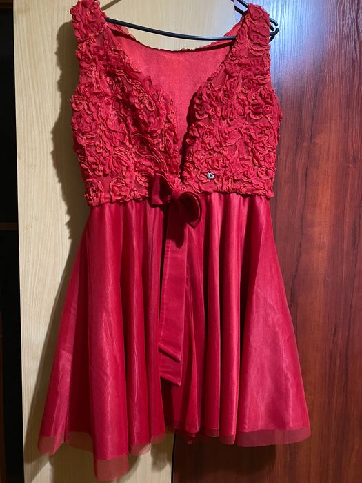 червена рокля JUNONA