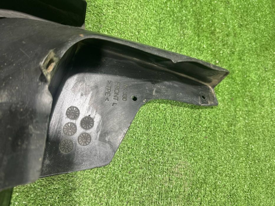 Бризгавик Lexus RX330