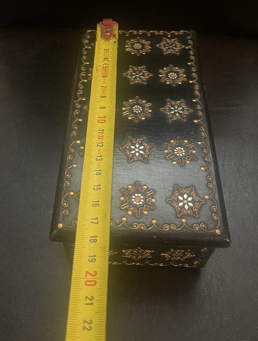 Casetă de bijuterii