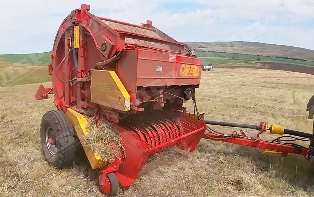 Пресс-подборщик ПР-140 Бежецксельмаш