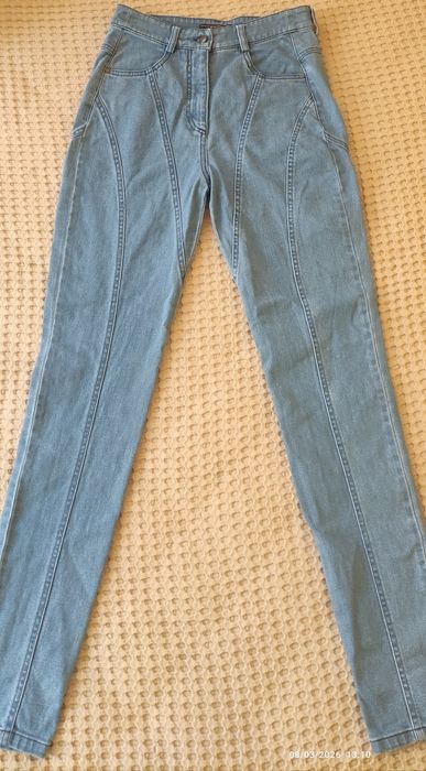 Дънки Alessa  в светлосин цвят М размер