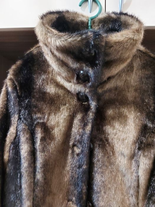 Продавам дамско кожухче