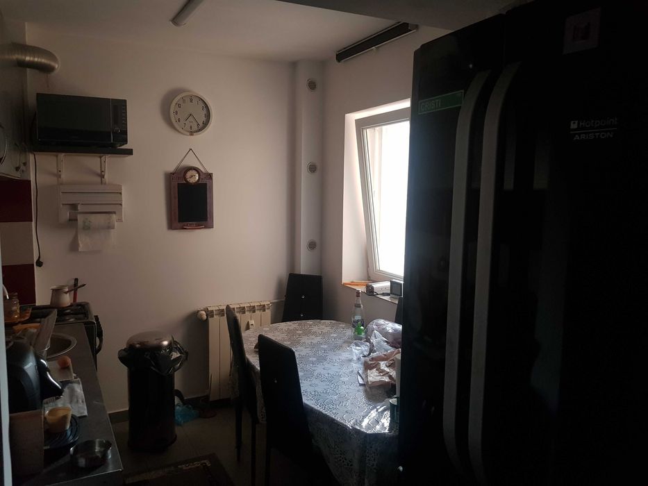 Vand sau schimb cu casa apartament decomandat 52M2.