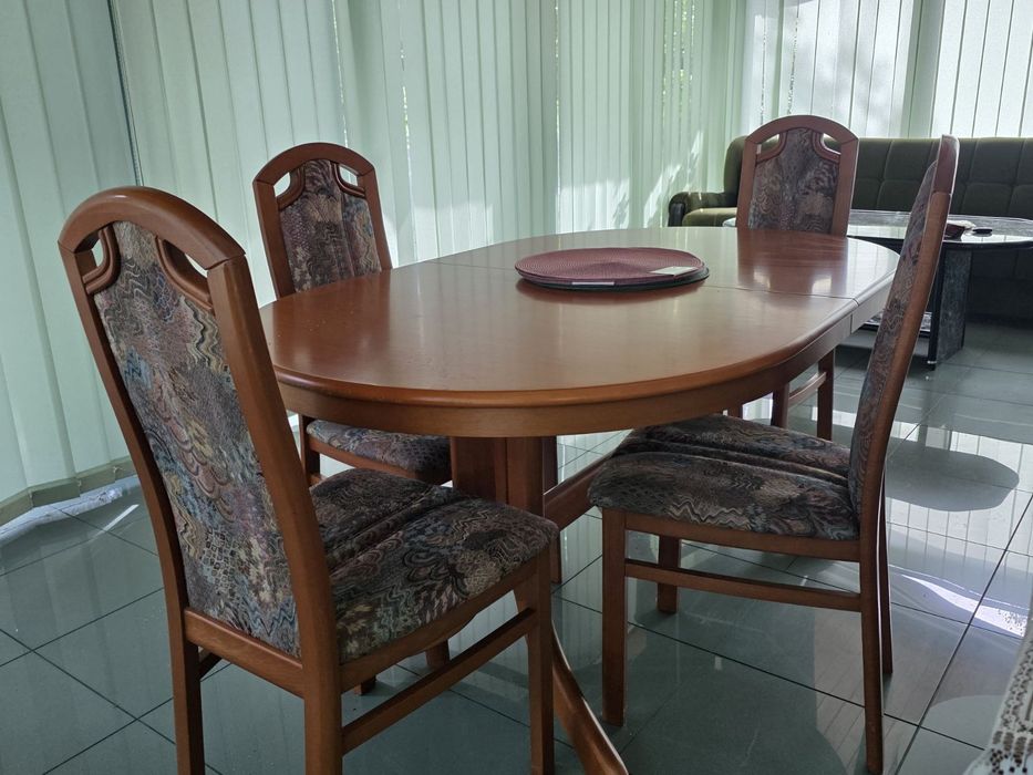 Сет трапезна маса с 4 стола