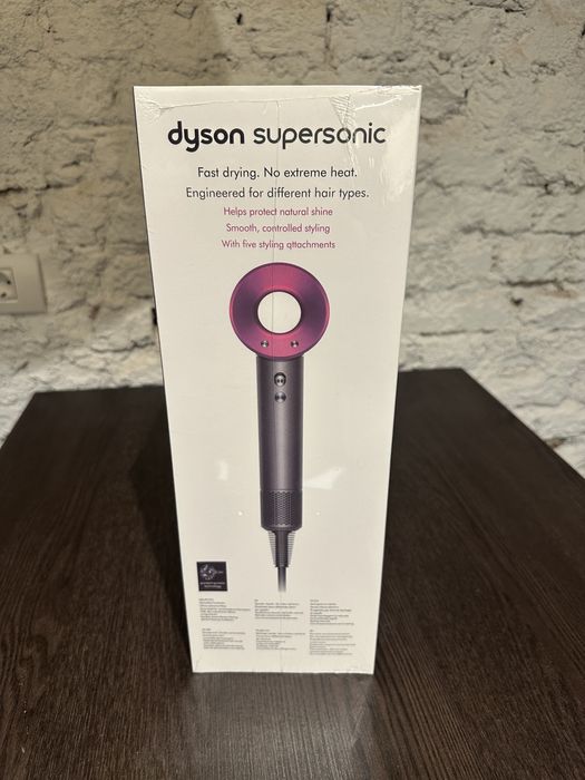 Uscător păr Dyson Supersonic