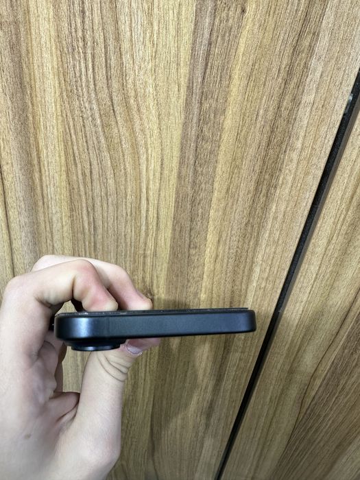 Iphone 16 black 256 gb 100% 15 sikl